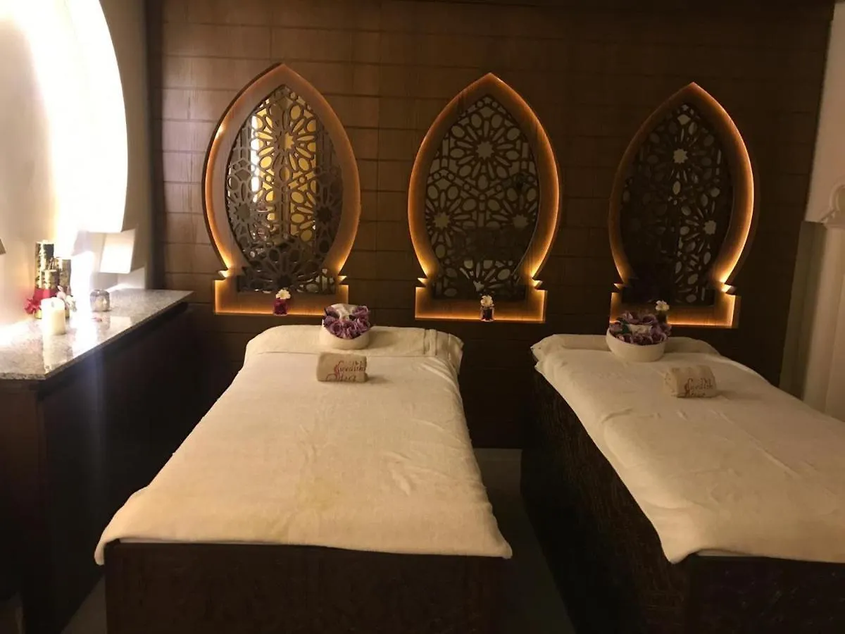 Pearl Of Beirut Hotel & Spa 4*,